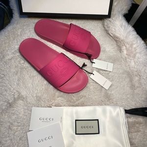 New Authentic Gucci pursuit slides